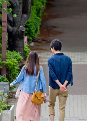 女友達と親睦を深めていく事が大事
